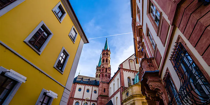 schuellermann rechtsberatung wirtschaftspruefer steuerberatung unternehmensberatung karriere standorte Swuerzburg